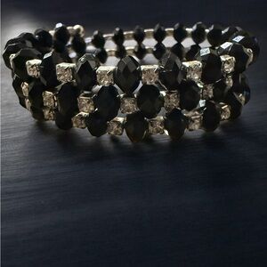 Vintage Rhinestone Black Beaded Bracelet Expandable Wire